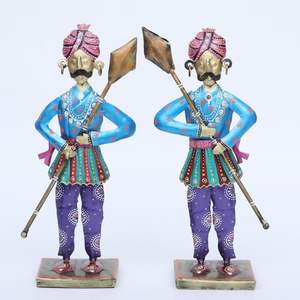 Figuras Decorativas Chokidar S/2 Multicolores de Hierro, Diseño Tradicional, Ligeras, para Mesa, Sala de Estar, Decoración del Hogar, Todas las Temporadas - Product Image 3