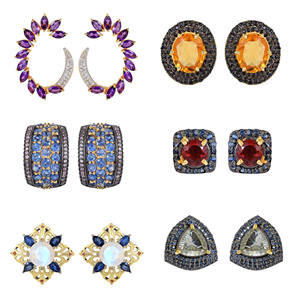 Kyanite Rainbows Moonstone Rhombus Design Studs Venta caliente Nuevas llegadas 925 Plata esterlina Chapado en oro Pendientes delicados Joyería - Product Image 6