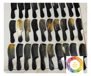 Peigne en corne de buffle à dents larges antistatique de qualité supérieure fait à la main soins de toilettage de barbe de luxe taille personnalisée démêlage doux des cheveux - Product Image 1