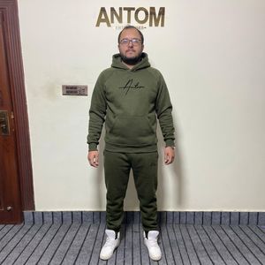 Conjunto de Sudadera con Capucha y Pantalones Deportivos de Felpa Verde Oliva para Hombre, Logotipo Personalizado, Chándal de Invierno, Atuendo Informal y Cálido - Product Image 2