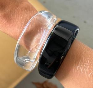 Handmade Luxury Resin Bangles for Ladies Stylish Fashion Accessory Smooth Polish Waterproof Custom Colors for Party Wedding Wear - Product Image 4