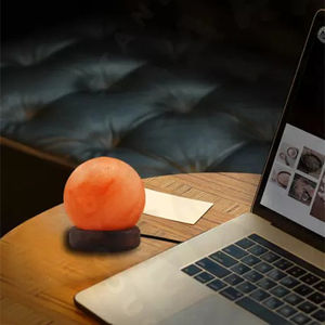 Lámpara de sal USB del Himalaya tallada personalizada de alta calidad, Feng Shui ligero, decoración del hogar, Base de madera, fuente de alimentación USB de bajo precio - Product Image 6