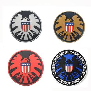Parches de Goma de Silicona Personalizados con Logotipo de Corazón para Ropa, Insignia, Parche de Goma de PVC 3D - Product Image 3