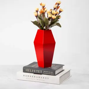 Lüks stil Metal Modern çiçek vazo alüminyum Metal yuvarlak şekil çekiç bitmiş kırmızı renk ev dekoratif vazolar tasarım