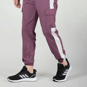 กางเกงคาร์โก้เข้ารูปของผู้ชายกางเกงผ้าฝ้ายยืดได้หลายกระเป๋าสำหรับชุดลำลองกลางแจ้งสไตล์หน้าเรียบ - Product Image 1