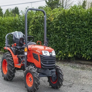 2022รถแทรกเตอร์ขนาดเล็กสำหรับ Kubota B1241รถแทรกเตอร์ขนาดเล็ก4WD ขนาดกะทัดรัดอุปกรณ์ทางการเกษตรเครื่องยนต์แกนกลางในสภาพการทำงานที่ยอดเยี่ยม - Product Image 1