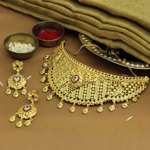 Venta al por mayor 14K 18K 24K oro lleno de rubí piedra formando gargantillas collares, collares de moda, diseño floral chapado en oro conjunto de joyas. - Product Image 1