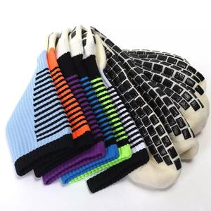Chaussettes de football pour hommes, chaussettes de sport hautes jusqu'au genou, chaussettes de football longues jusqu'au mollet, chaussettes de football respirantes en tissu éponge - Product Image 1