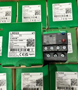 Schneider LRD SERIES Relé de sobrecarga LRD22 16 - 24A Relé de protección de motor monofásico TeSys Deca 1NO + 1NC Clase 10 690V - Product Image 1