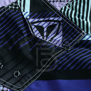 Pantalones cortos de algodón de secado rápido informales para hombre, superventas, transpirables, con diseño de logotipo personalizado, tela de lona con patrón sólido sublimado a la venta - Product Image 4