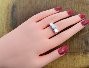 Anillo de banda de plata Lisa Anillo de piedras preciosas de diseñador hecho a mano de Plata de Ley 925 Elegante regalo de Navidad Joyería - Product Image 2