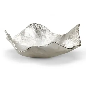 ชามโลหะแบบโมเดิร์นทำด้วยมือสำหรับการจัดเลี้ยงแบบมินิมอลมินิมอลลิสต์สำหรับจัดงานแต่งงาน - Product Image 1