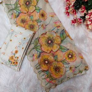 Sari en soie organza Tebi pur avec impression numérique et travail manuel de paillettes, bordure festonnée, sari de soirée de créateur - Product Image 5