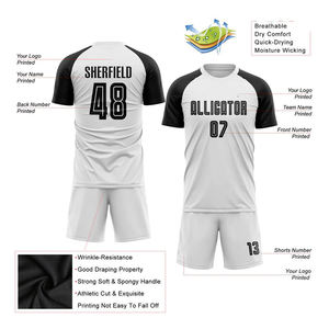 Vêtements de football haut de gamme - Maillot personnalisé blanc et noir imprimé par transfert thermique, tissu respirant avec une excellente élasticité et un excellent drapage - Product Image 2