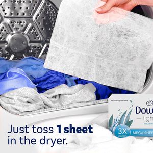 Feuilles de séchage Downy Light Mega, adoucissantes pour le linge, parfum Ocean Mist, 180 unités - Product Image 1