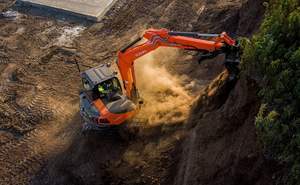 Pour excavatrice compacte KX080-5 avec moteur de 66,6 CV, capacité de la benne de 0,25 m, poids opérationnel de 18520 kg, origine américaine - Product Image 3