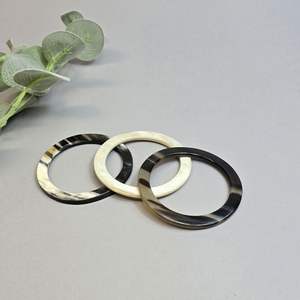 STYLE Bracelet en corne moderne fait à la main Fabricant Bracelet en corne naturelle pour fête de mariage Femme Fille Utiliser Bracelet en corne très - Product Image 5