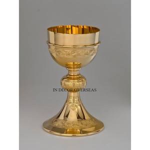 Entièrement plaqué or de haute qualité en métal de qualité luxueuse fabriqué à l'aspect élégant Gobelet en verre à vin rouge Designer Home Party Drinkware - Product Image 5