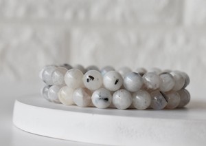 Top Quality Wholesale White Rainbow Moonstone Natural <b>Healing</b> Fashionable 8mm Round <b>Bracelet</b> For Meditation Jewelry - Product Image 3