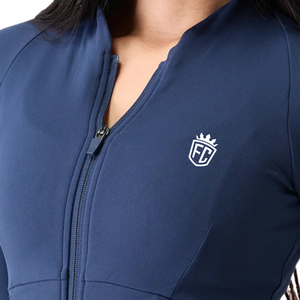 Veste zippée marine pour femme, coupe ajustée, manches longues, haut de sport performant pour la gym, l'entraînement et les exercices. - Product Image 6