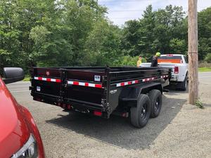 Remolque de descarga de doble eje Remolque basculante de granja de 8 toneladas para tractor Remolque de descarga pequeño hidráulico agrícola Precio bajo - Product Image 2