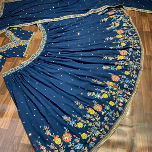คอลเลกชันงานแต่งงานที่สวยงามและอินเทรนด์มากที่สุดของ lehenga - Product Image 1