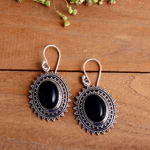 ต่างหูเงินแท้ 925 ชุบทองประดับพลอยออนิกซ์สีดำรูปวงรี ดีไซน์วินเทจแบบซันเบิร์สต์ งานแฮนด์เมด เหมาะสำหรับเป็นของขวัญในงานปาร์ตี้ เครื่องประดับอัญมณี - Product Image 1