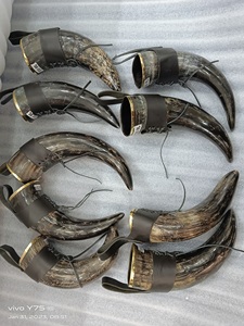 100% คุณภาพระดับพรีเมี่ยมจากธรรมชาติควายวัวไวกิ้งพร้อมขอบทองเหลืองและหนังโฮลสเตอร์ - Product Image 4