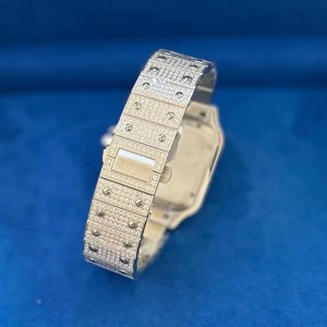 Montre en moissanite à chiffres romains de 41 mm pour hommes et femmes, fournie directement par l'usine, disponible à un prix abordable en provenance d'Inde - Product Image 3