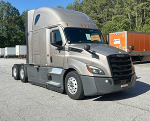 Camion semi-remorque Freightliner Cascadia 126 Sleeper 2022 d'occasion, abordable, avec cabine 72 Condo Sleeper, 455 CV, boîte automatique 12 vitesses - Product Image 1