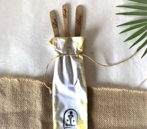 Ensemble de couverts de voyage en bambou écologique fabriqué à la main avec pochette de rangement en tissu portable Cuillère, fourchette et couteau en bois durables - Product Image 4