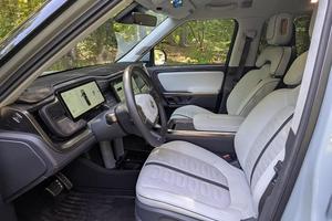 2022 abordable rRIVIANnnnnnnnn R1T - Product Image 6