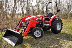 Massey Ferguson 2024 2850M 4 Wheel Tractor 50 HP Compact 72" Skid Steer Quick Attach Bucket Automatic FL2814 Gear Pump Motor - Product Image 2