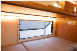 OBM aux États-Unis : Caravane de voyage nouvellement conçue et personnalisée avec suspension indépendante et multiples fonctions pour l'aventure - Product Image 5