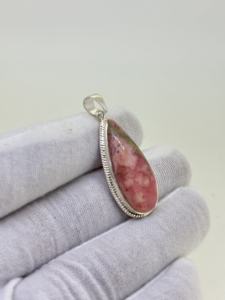 Hermoso Colgante de Plata de Ley 925 con Cabujón de Rodocrosita, Diseño Étnico para Fiestas de Mujeres - Product Image 3