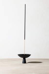 Brûleur de bâton d'encens durable en laiton avec parfum de bois de sable pour la maison et le jardin Utilisation religieuse Design indien - Product Image 3