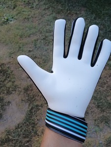 Nouveaux gants de gardien de but en latex de haute qualité, respirants, imperméables, antidérapants, couleurs personnalisables, logo pour une utilisation en extérieur - Product Image 5