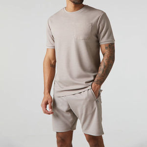 Ensemble T-shirt et short pour homme en coton peigné 100%, coupe ajustée, col rond, manches courtes, respirant, collection été - Product Image 1