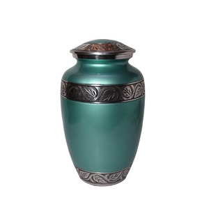 Urnas para adultos de aluminio Premium Holy Cross, urnas de cremación ecológicas de estilo europeo, accesorios funerarios duraderos hechos en la India - Product Image 3