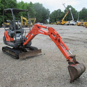 Mini-excavatrice compacte Kubota KX41-3V 2010 - Moteur diesel 17 CV, conception sans queue pour les travaux de construction en espace restreint - Product Image 1