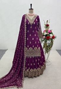 Diseñador Party Wear Top-Lehenga Con Dupatta - Product Image 2
