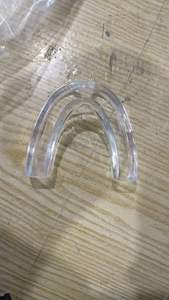 ยางฟันและริมฝีปากสีวอลเล่ย์บอลสำหรับเล่นกีฬากลางแจ้ง - Product Image 5