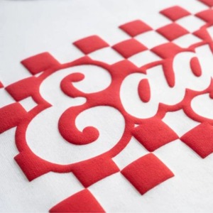 Camiseta con estampado de abullonado en 3D para hombre, proveedor OEM, Camiseta de algodón de gran tamaño, ropa de calle personalizada, logotipo estampado en relieve - Product Image 1