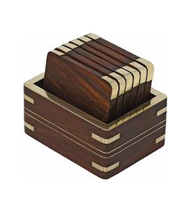 Posavasos de madera Juego de 6 cuadrados para mesa de comedor, tazas de café Latas de cerveza Bar Vasos de agua y posavasos de té para tazas Juego de 6 - Product Image 1