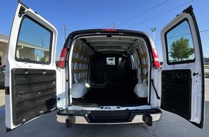 UTILISÉ LHD/RHD 2018 GMC SAVANA CARGO 2500 RWD - Product Image 5