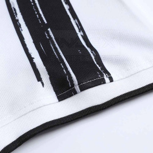 Camiseta de fútbol de poliéster 100% de alta calidad, conjuntos de uniformes de fútbol de Club personalizables, kit de camiseta con nombre de jugador con servicio OEM - Product Image 5