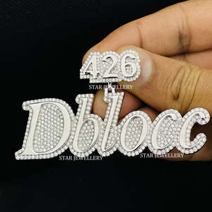 Pendentif personnalisé en or 10K plaqué or chrétien, serti de diamants naturels ronds taille brillant, style hip-hop, bijoux unisexe - Product Image 1