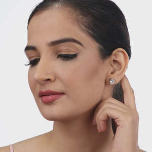 Boucles d'oreilles à la mode en argent plaqué or avec diamant et zircon pour fiançailles de mariage ou fête - Product Image 2