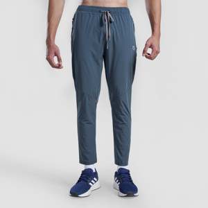 Pantalon de gymnastique Agility Track en gris - Product Image 1