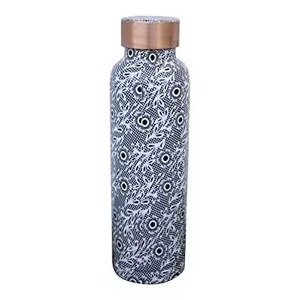 Botella de agua de cobre con impresión personalizada y diseño elegante para una hidratación saludable y un uso diario sostenible - Product Image 2